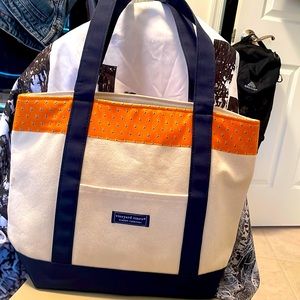 Vineyard Vines bag